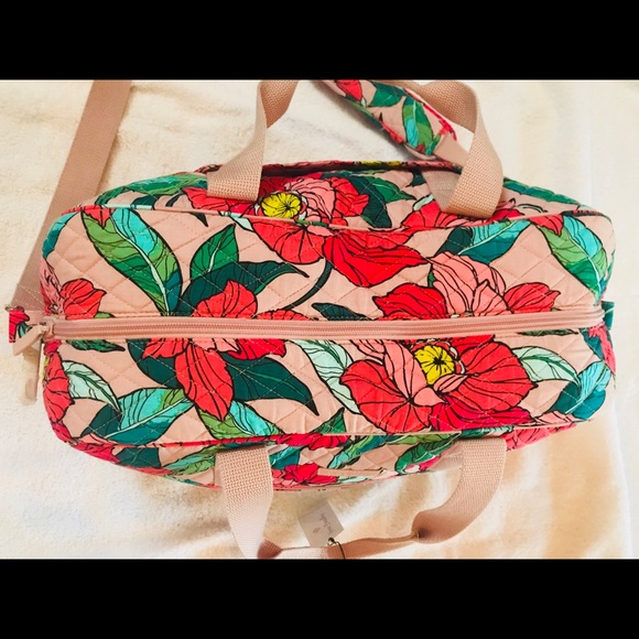 NWT Vera Bradley duffel bag - Picture 3 of 8